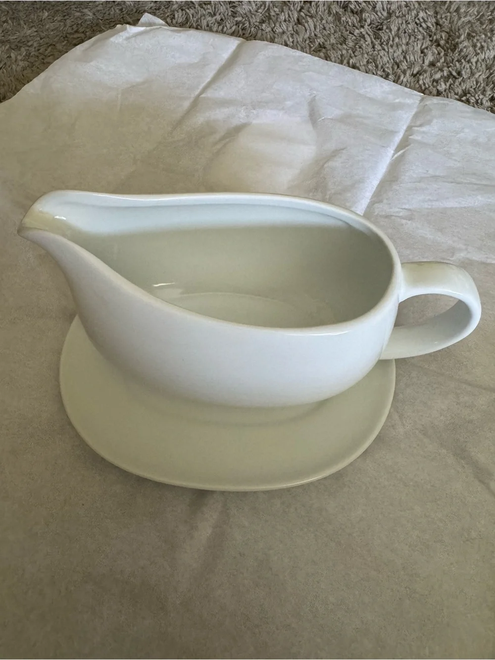 köök Ceramic Gravy Boat with Saucer Set – White
